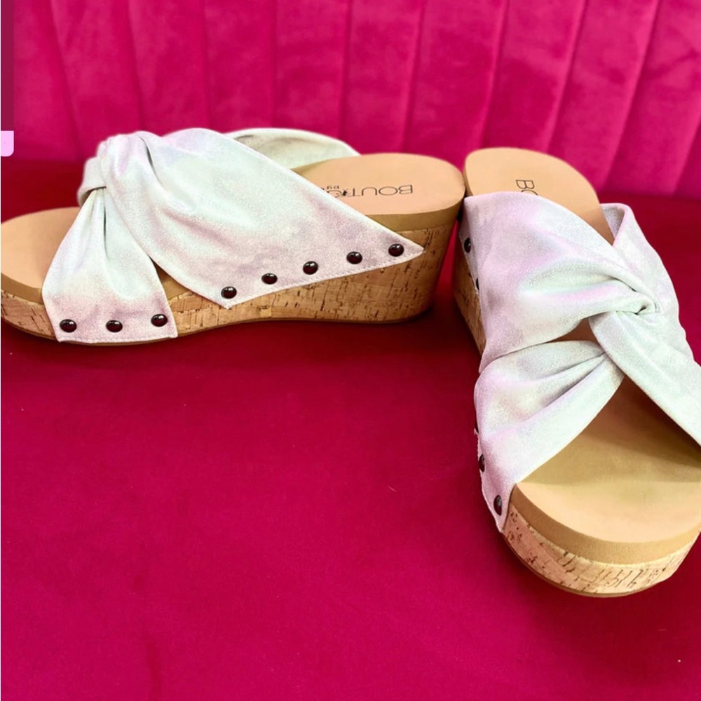 Cheerful Wedges by Corky